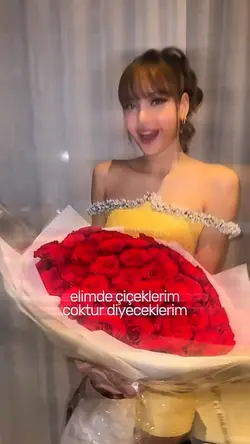 elimde çiçeklerimmmm