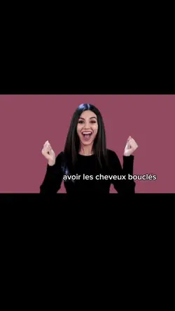 cheveux bouclés