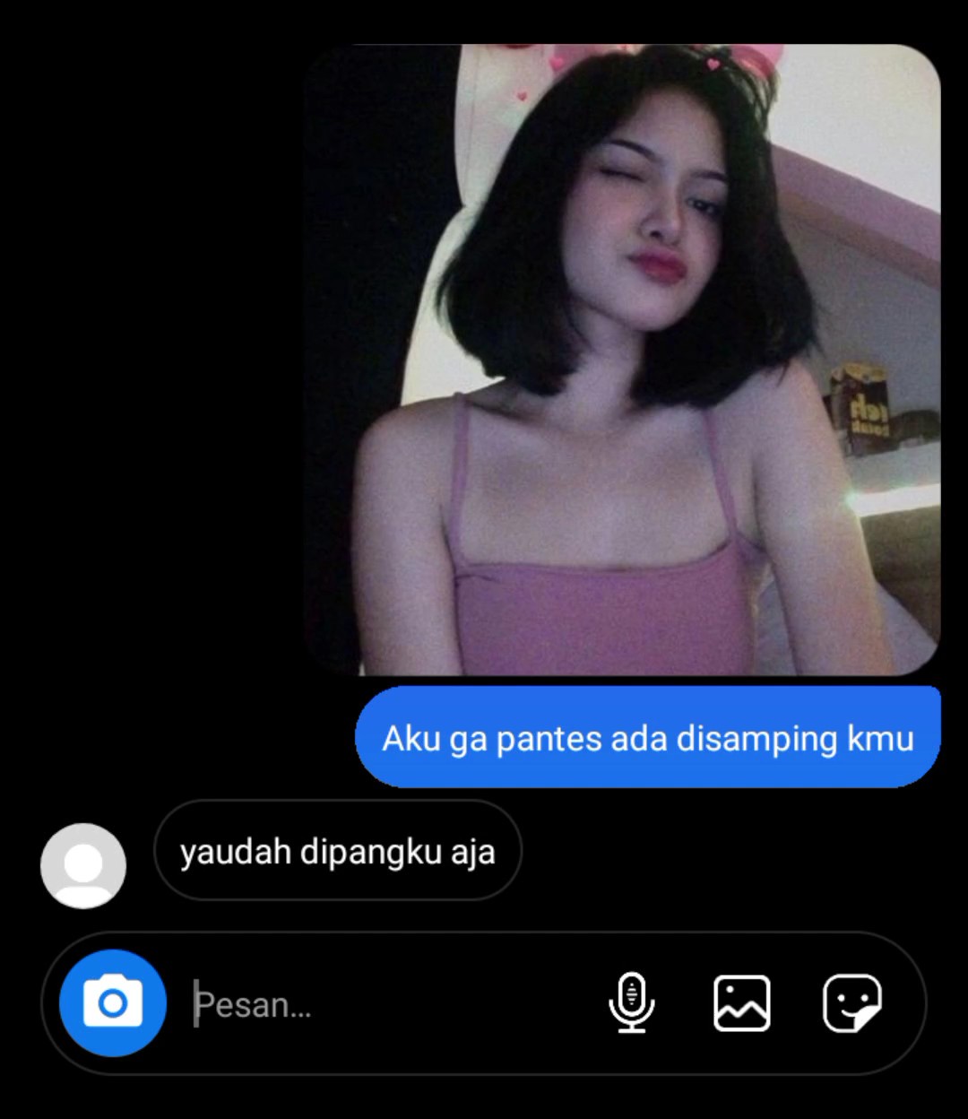 yaudah dipangku aja