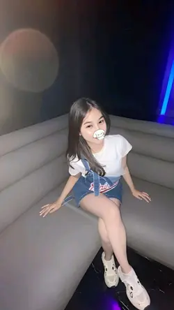 BLUR MATA