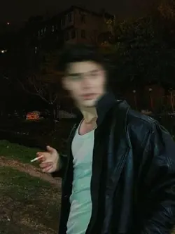blur face 4k 