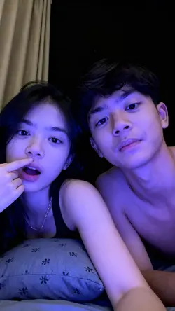 couple selfie ai
