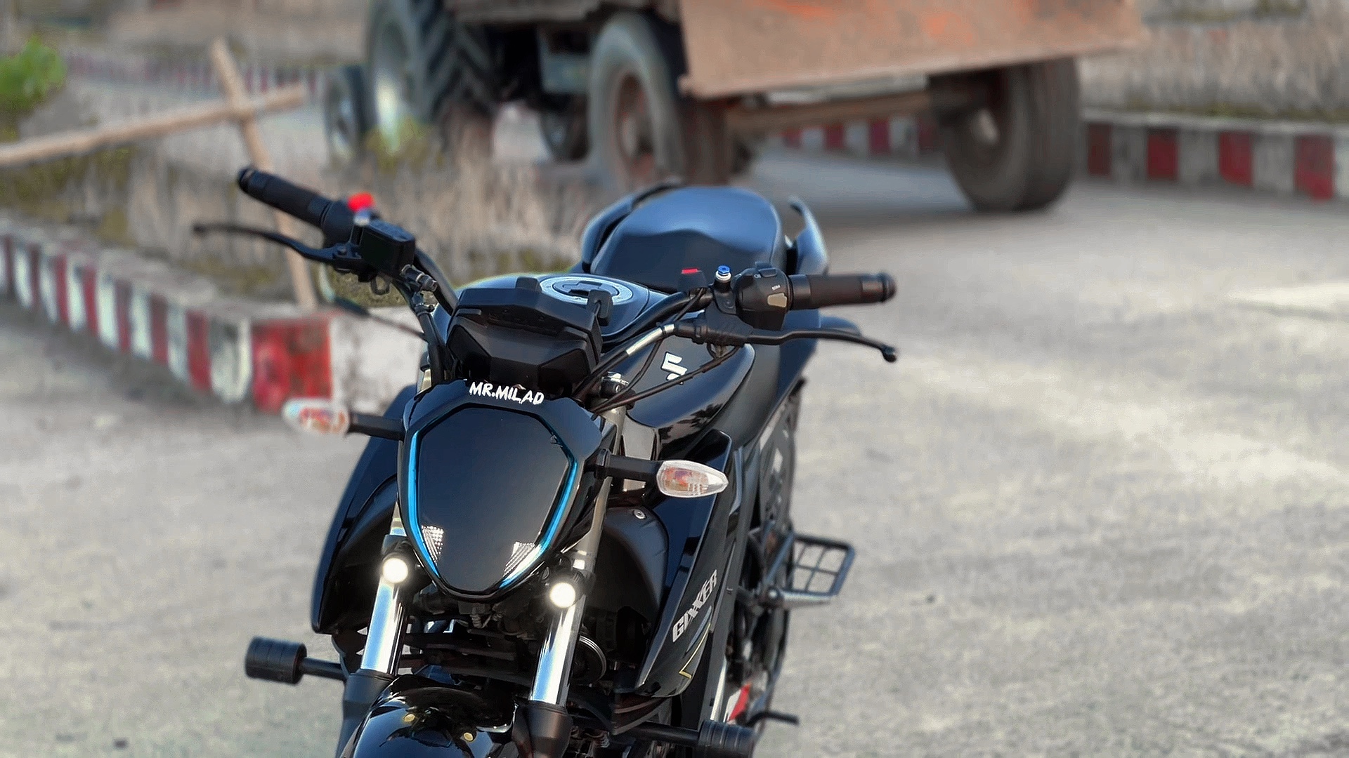 Slomo bike video 