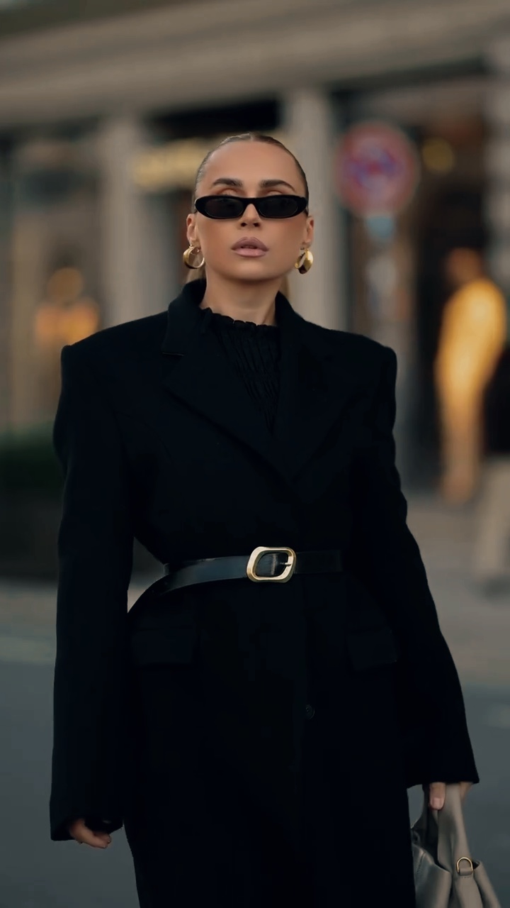 CLIPES DE MODA 4 