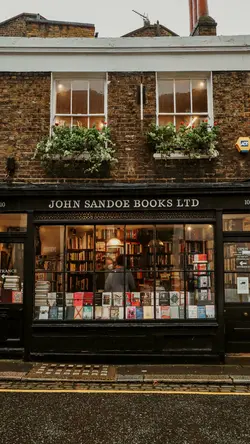 the cosiest bookshop