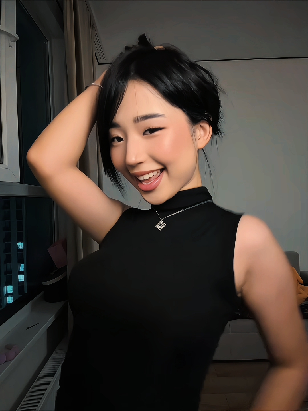 PAPARAZZI