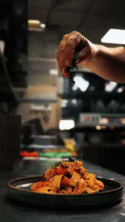 RESTAURANT - FOOD