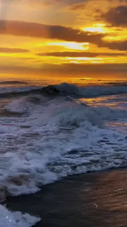 Slowmotion video 🌊✨