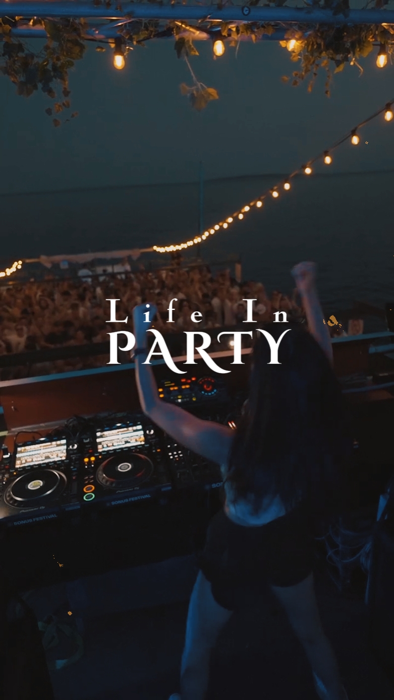 LIFE IN PARTY