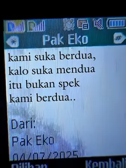 kami suka berdua