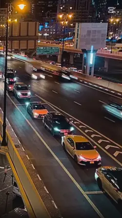 一個人不敢哭在難也得忍住