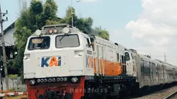 curi curi pandang
