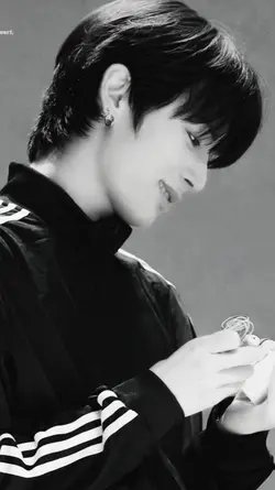 아무리 까봐도 이미 통장엔 수백억