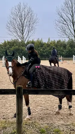 💗💗cr franci⚠️FAKE AI⚠️