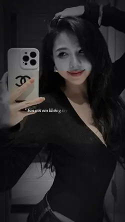 Mẫu lyric 2 ảnh