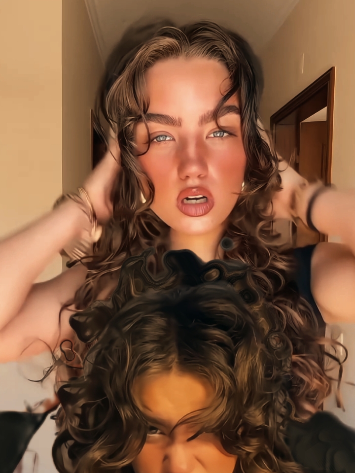 SENİ ÇOK SEVİYORUM