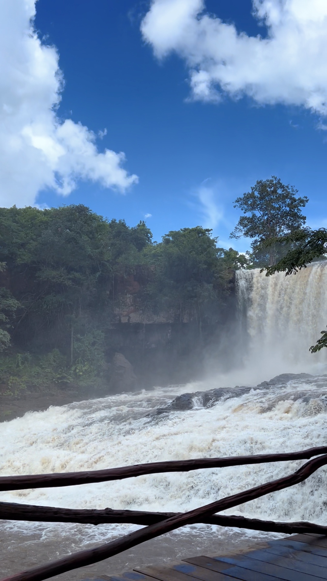 ទឹកជ្រោះប៊ូស្រា