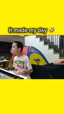 Piano kid