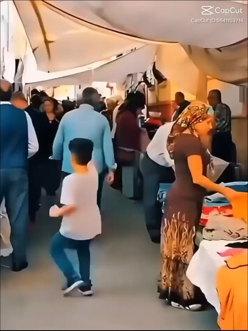 NOUVEAU TEMPLE TENDANT