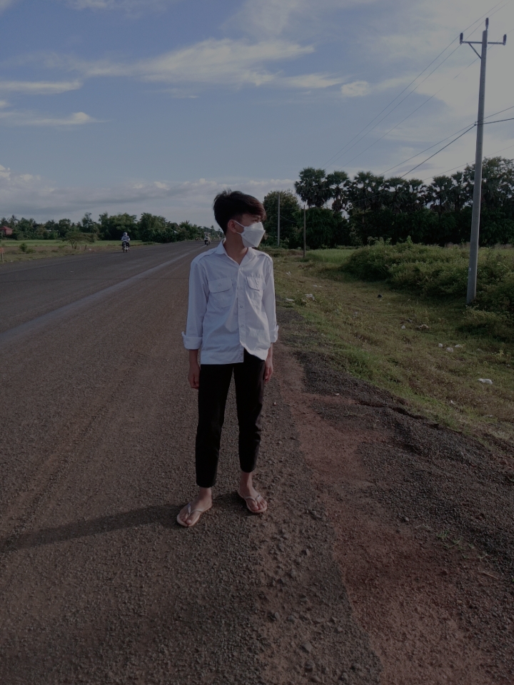 សាប់ក្តមួយស្មី