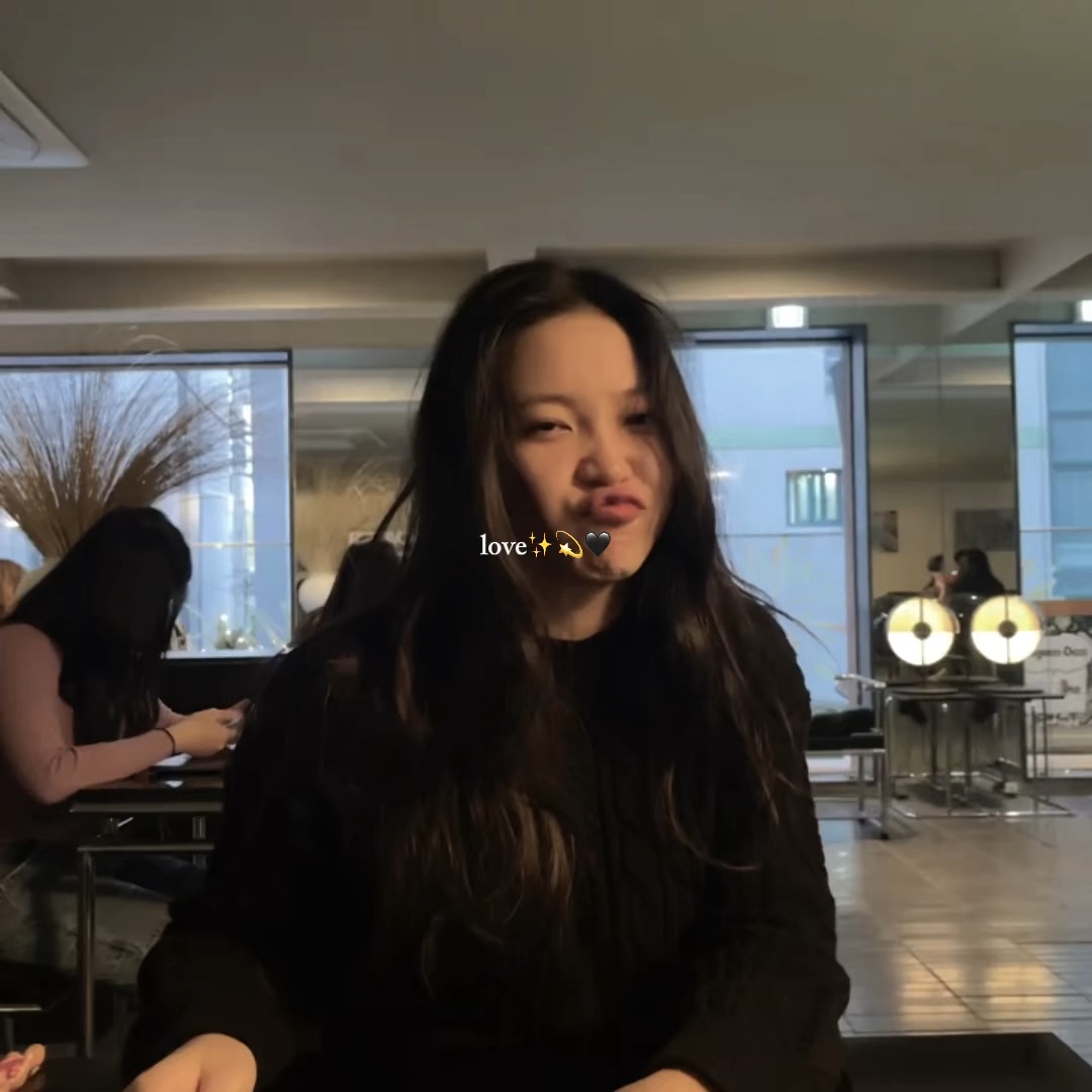 1vid 6pics
