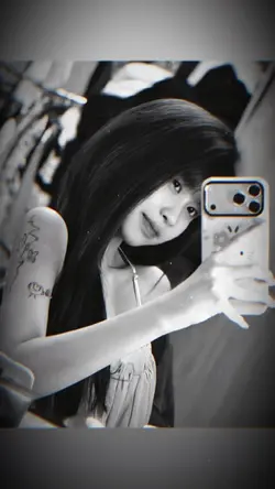 2 ẢNH GIẬT GIẬT CUỐN