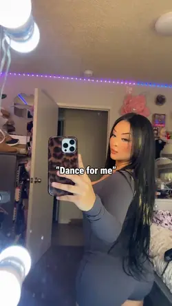 Dance for me🙉
