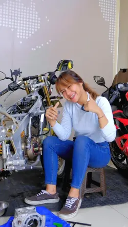 Rakit mesin juga