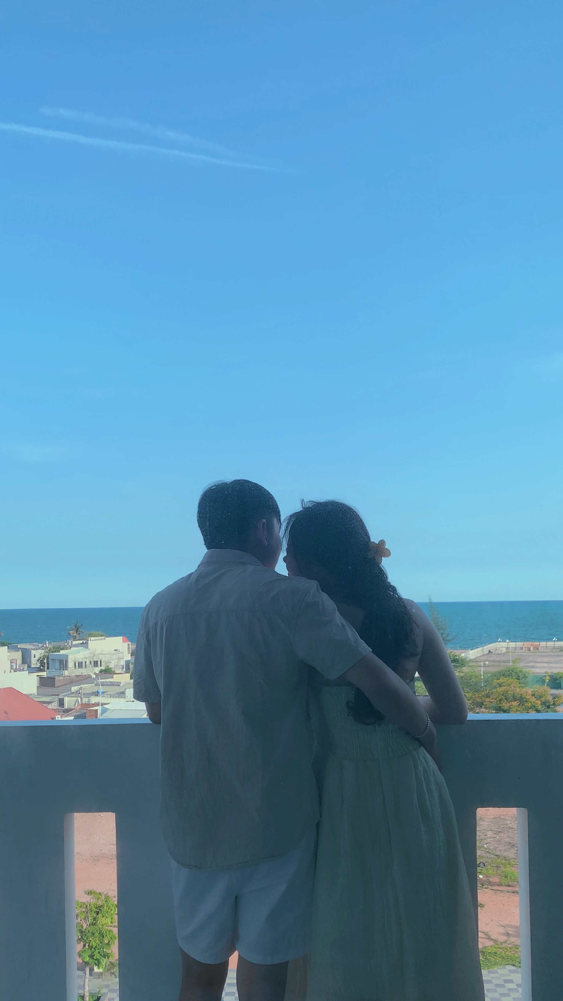 Couple đi bin