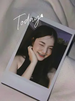 POLAROID
