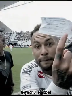 Neymar Jr replaced?