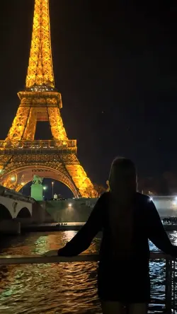 Fall in love inparis