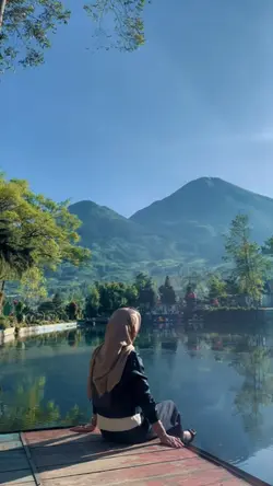 JATUH CINTA MEMANG