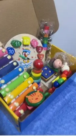 Unboxing kids