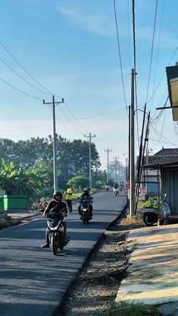 aku bukan pujangga 
