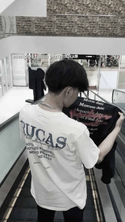 Mengapa tuhan per...