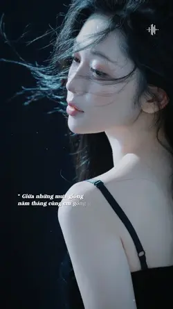 Giữa những mưa giông
