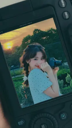 Khung máy ảnh xinh❣️