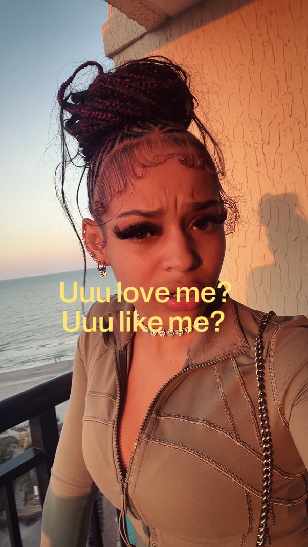 Uuu love me? 