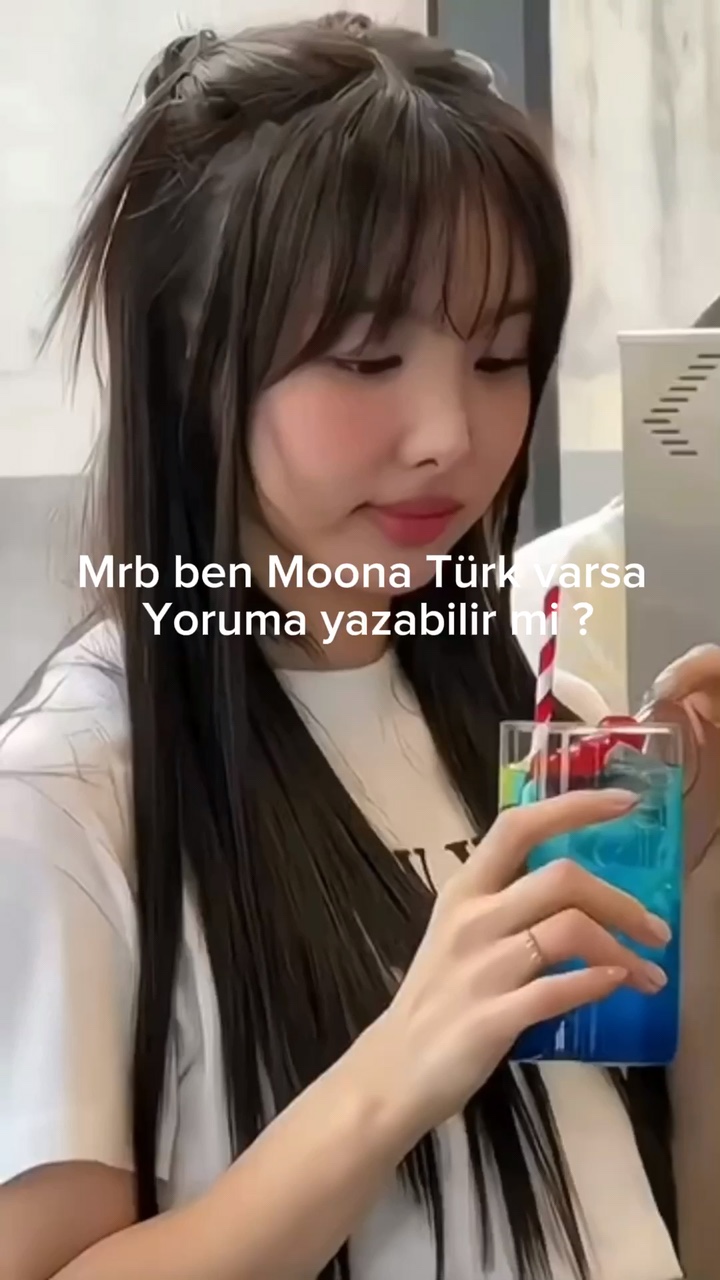 Gerçek adım Moona