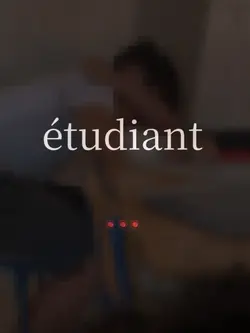 Étudiant...