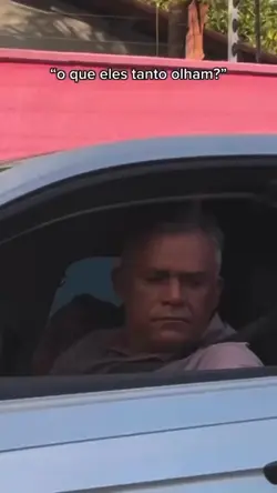 Oq eles tanto olham🤔