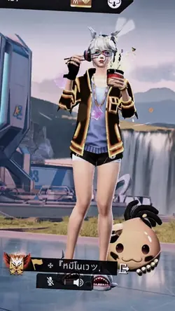 หน้าล็อบบี้กับรูปเรา😆