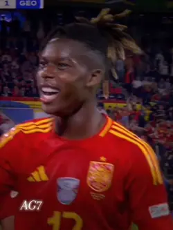 Nico with this song🤩