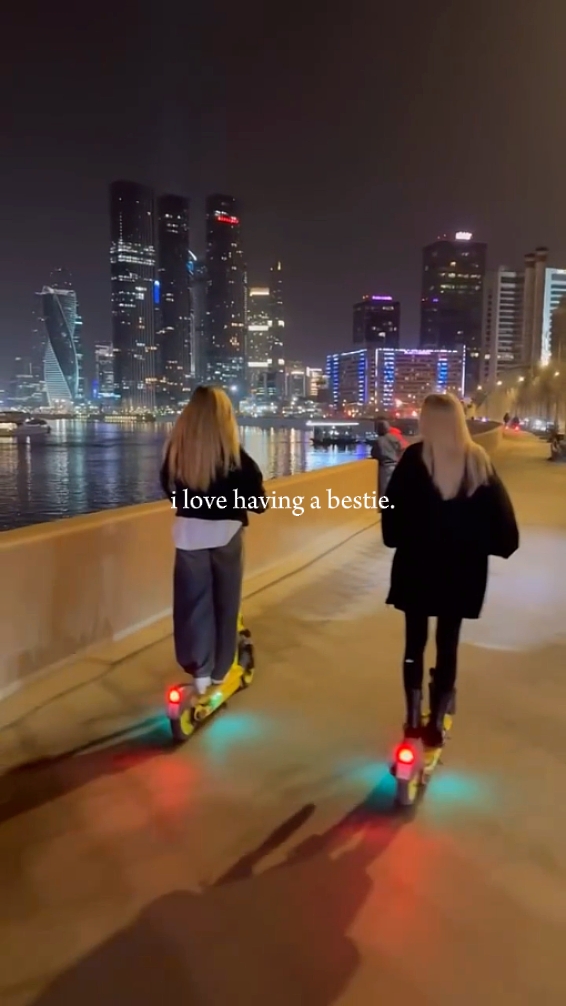 Gusto kong magkaroon ng bestie