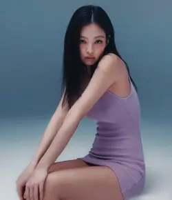 JENNIE KIM VELO