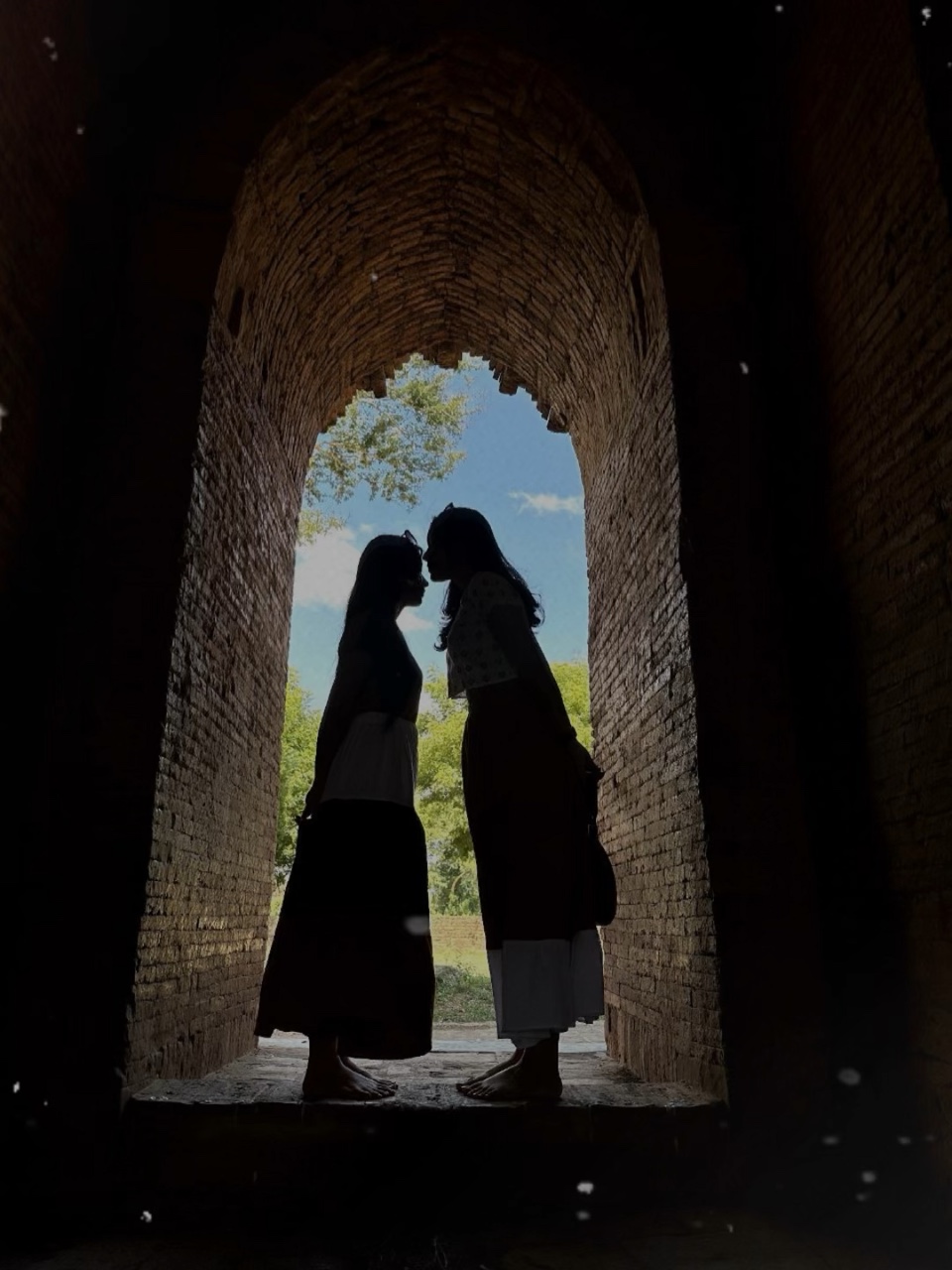 တိတ်တိတ်ကလေးသာလွမ်းဖြစ်တော့တယ်