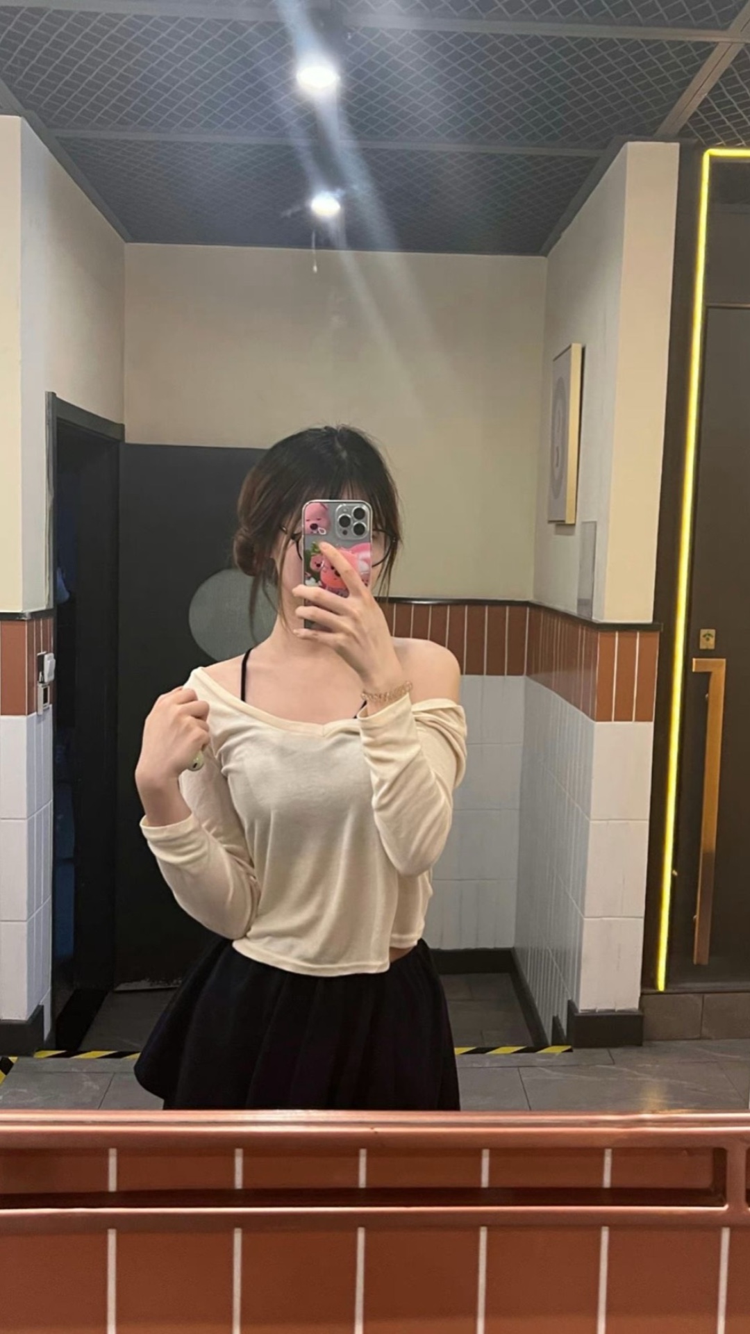 ស្រឡាញ់គេ..💫❤️‍🩹❤️‍🩹