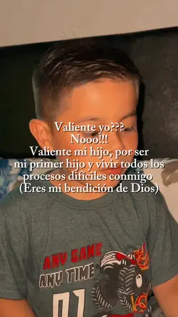 Abrázame muy fuerte