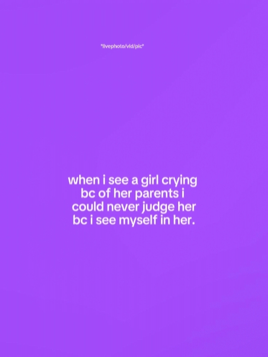 wheniseeagirlcrying